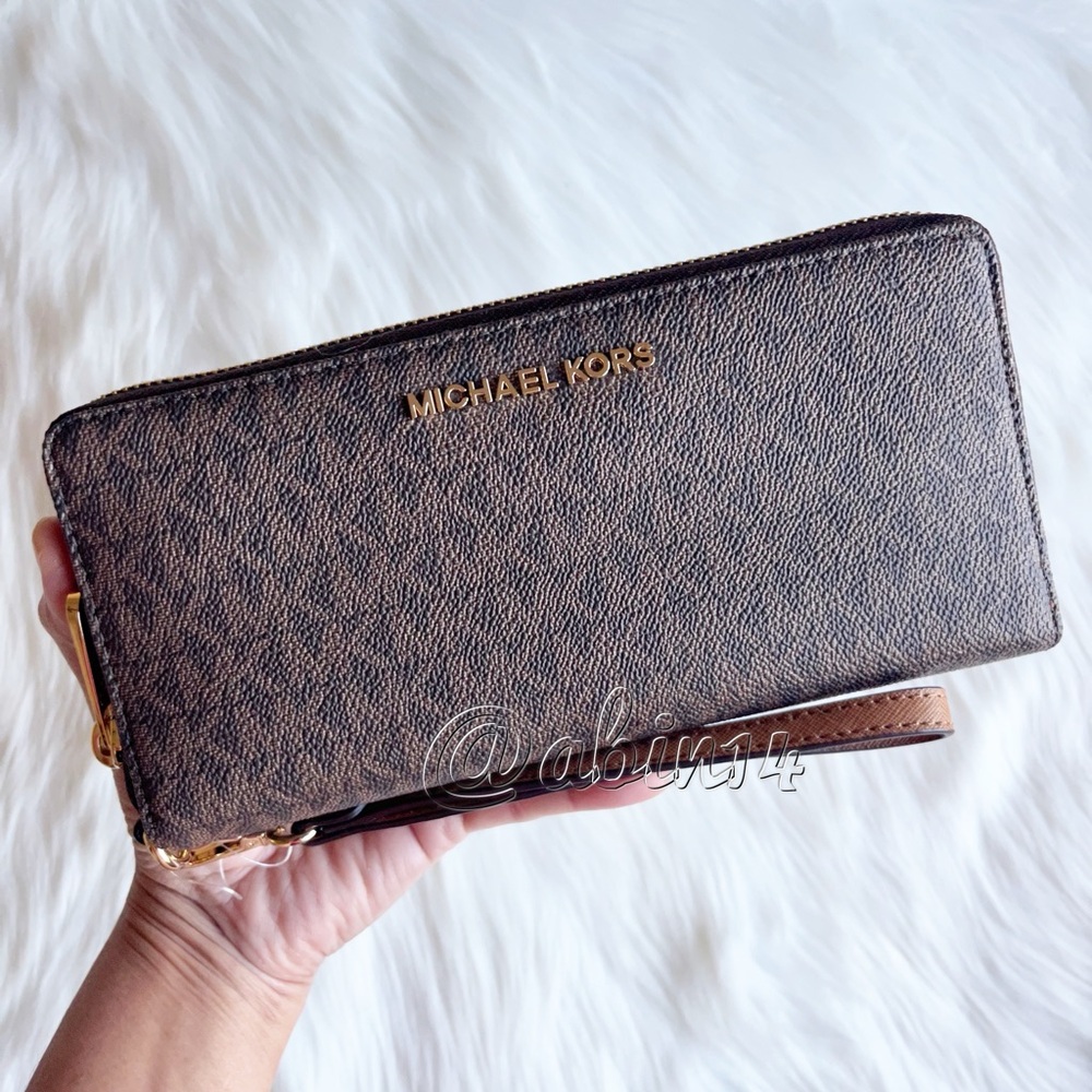 NWT Michael Kors Jet Set Continental Travel Wallet Wristlet Clutch